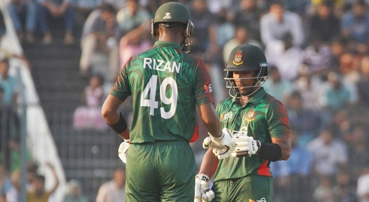 ৩৫ রানে ৭ উইকেট হারিয়ে বড় ব্যবধানে হারল বাংলাদেশ