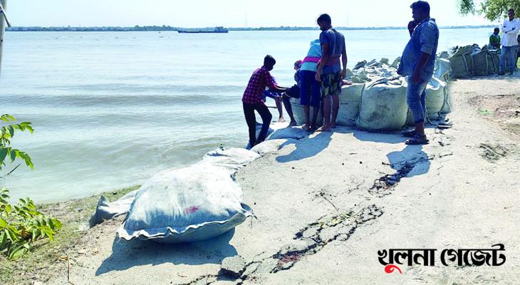 জলমা শহররক্ষা বেড়িবাঁধে ভাঙনে টনক নড়েছে পানি উন্নয়ন বোর্ডের