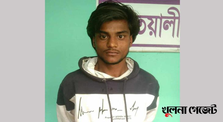 যশোরে বোমা, ছুরি ও তলোয়ারসহ সন্ত্রাসী আটক