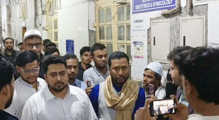 ওসমান হাদিকে দেখতে ঢাকা মেডিকেলে নাহিদ ইসলাম