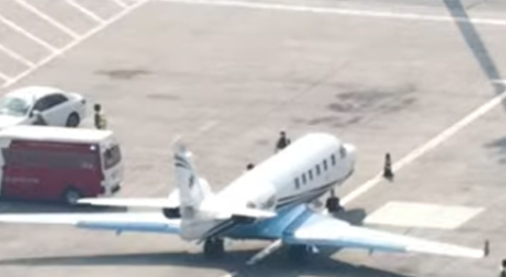 সিঙ্গাপুর পৌঁছেছে হাদিকে বহনকারী এয়ার অ্যাম্বুলেন্স