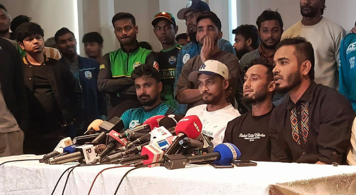 শর্ত সাপেক্ষে আগামীকাল থেকেই খেলায় ফিরতে রাজি ক্রিকেটাররা