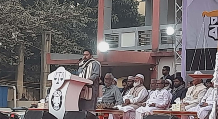 মানুষ ফ্যামিলি কার্ড ও ফ্ল্যাট চায় না, নিরাপদ জীবন চায়: নাহিদ ইসলাম