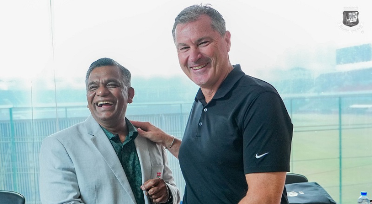 দেশ ছাড়ার গুঞ্জনের জবাব দিলেন বিসিবি সভাপতি