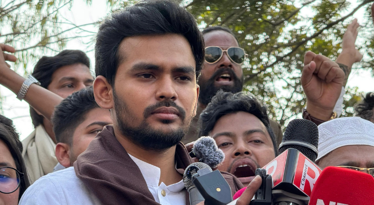 রক্ত নয় এবার সিল দিয়ে আমাদের পরিবর্তন করতে হবে: আসিফ