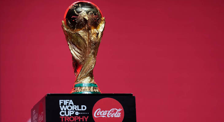 কয়েক ঘণ্টার জন্য বিশ্বকাপ ট্রফি ঢাকায়