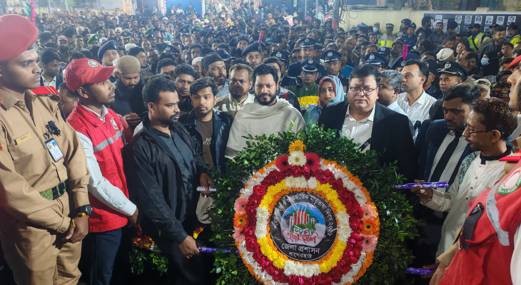 বাগেরহাটে একুশের প্রথম প্রহরে শহীদদের প্রতি শ্রদ্ধা