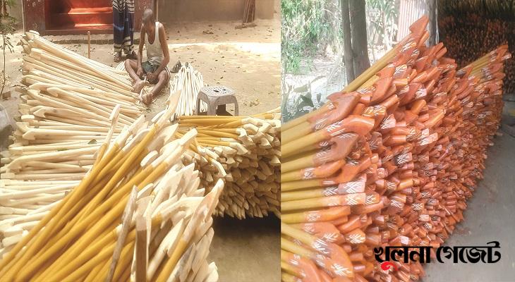 প্লাস্টিক-মেটালের দাপটে বিলুপ্তির পথে কাঠের হাতলের ছাতা