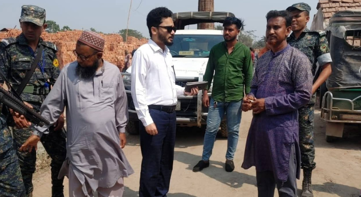 শ্যামনগরে তিন ভাটা মালিককে ১০ লাখ টাকা জরিমানা