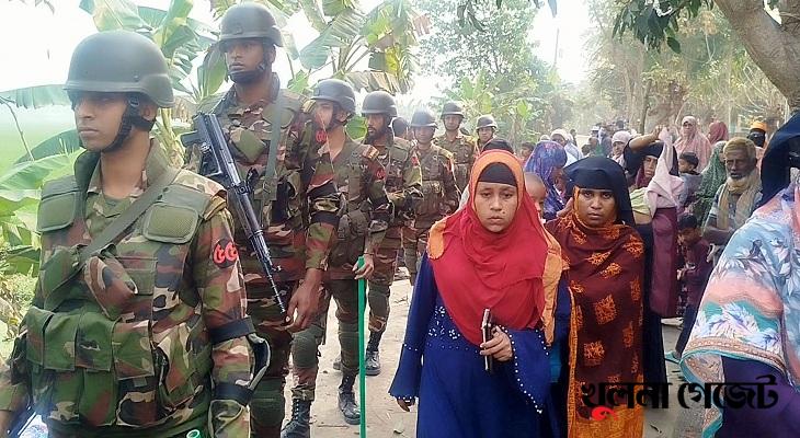 নড়াইলে চারজনকে কুপিয়ে হত্যার ঘটনায় আটক ৬