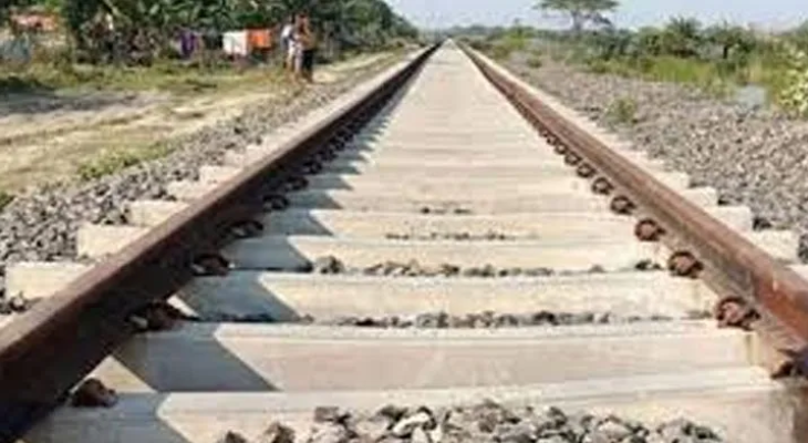 কুষ্টিয়ায় ট্রেনের ধাক্কায় মোটরসাইকেল আরোহী নিহত