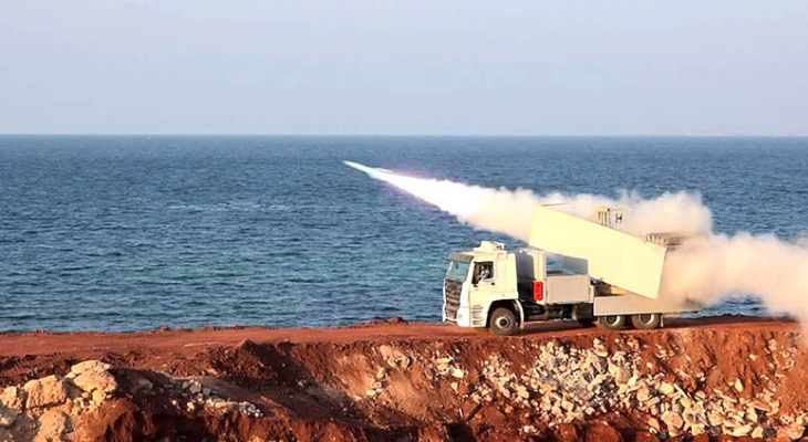 জাহাজ বিধ্বংসী ক্ষেপণাস্ত্র কিনছে ইরান, মধ্যপ্রাচ্যে ট্রাম্পের নয়া উদ্বেগ