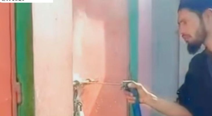 মোংলায় মদের দোকান বন্ধ করলো মুসল্লিরা