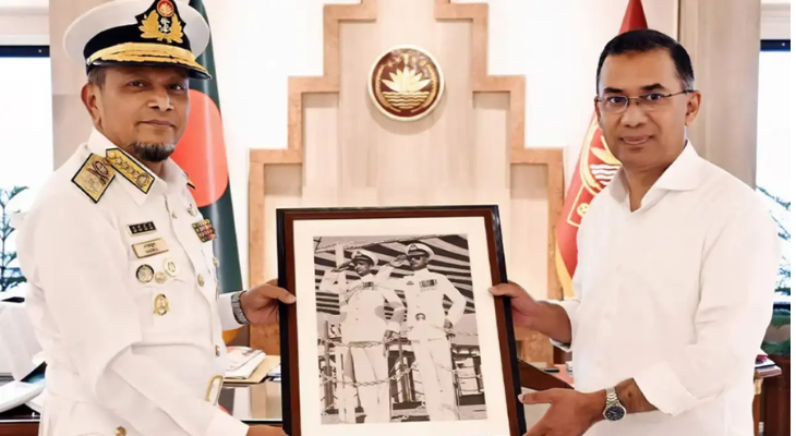 প্রধানমন্ত্রীর সঙ্গে নৌ-প্রধানের সৌজন্য সাক্ষাৎ