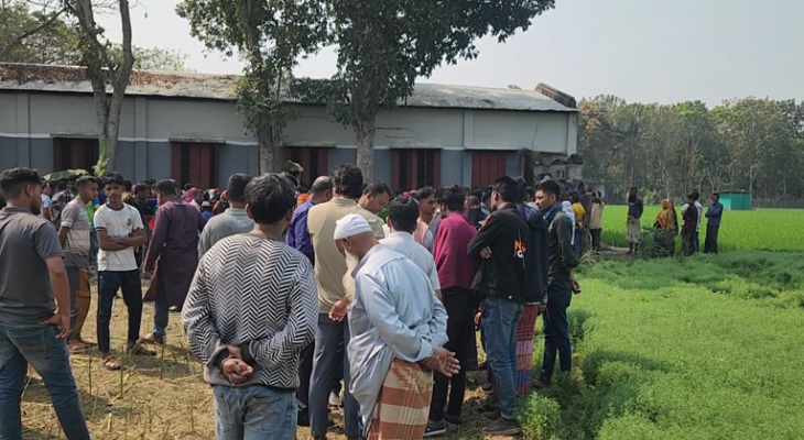 নিখোঁজ শিশুর বস্তাবন্দি লাশ স্কুলের সেফটিক ট্যাংক থেকে উদ্ধার