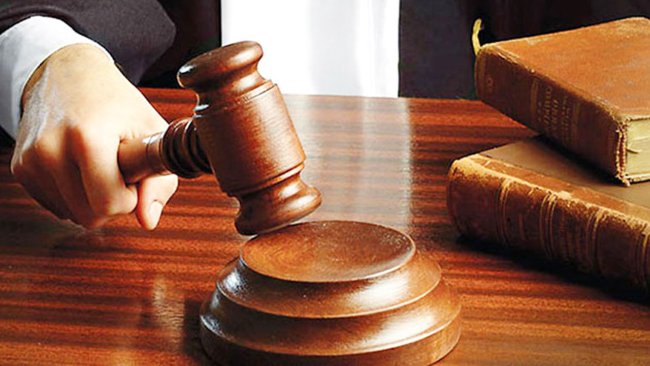 সাবেক ভূমিমন্ত্রী জাবেদসহ ৩৬ জনের বিচার শুরু