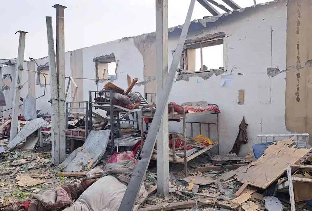 মাগরিবের নামাজের সময় নিভে গেল ৪০৮ প্রাণ