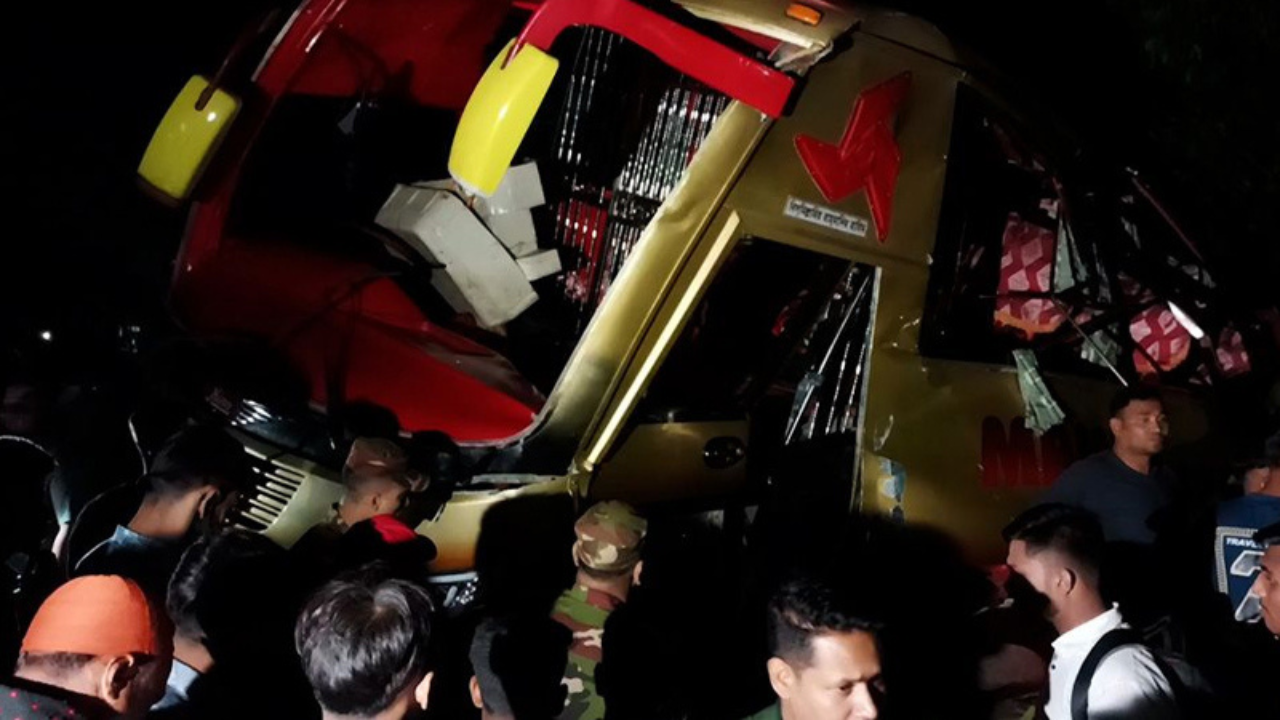 কুমিল্লায় ট্রেন দুর্ঘটনায় নিহতদের পরিবার পাবে ২৫ হাজার টাকা