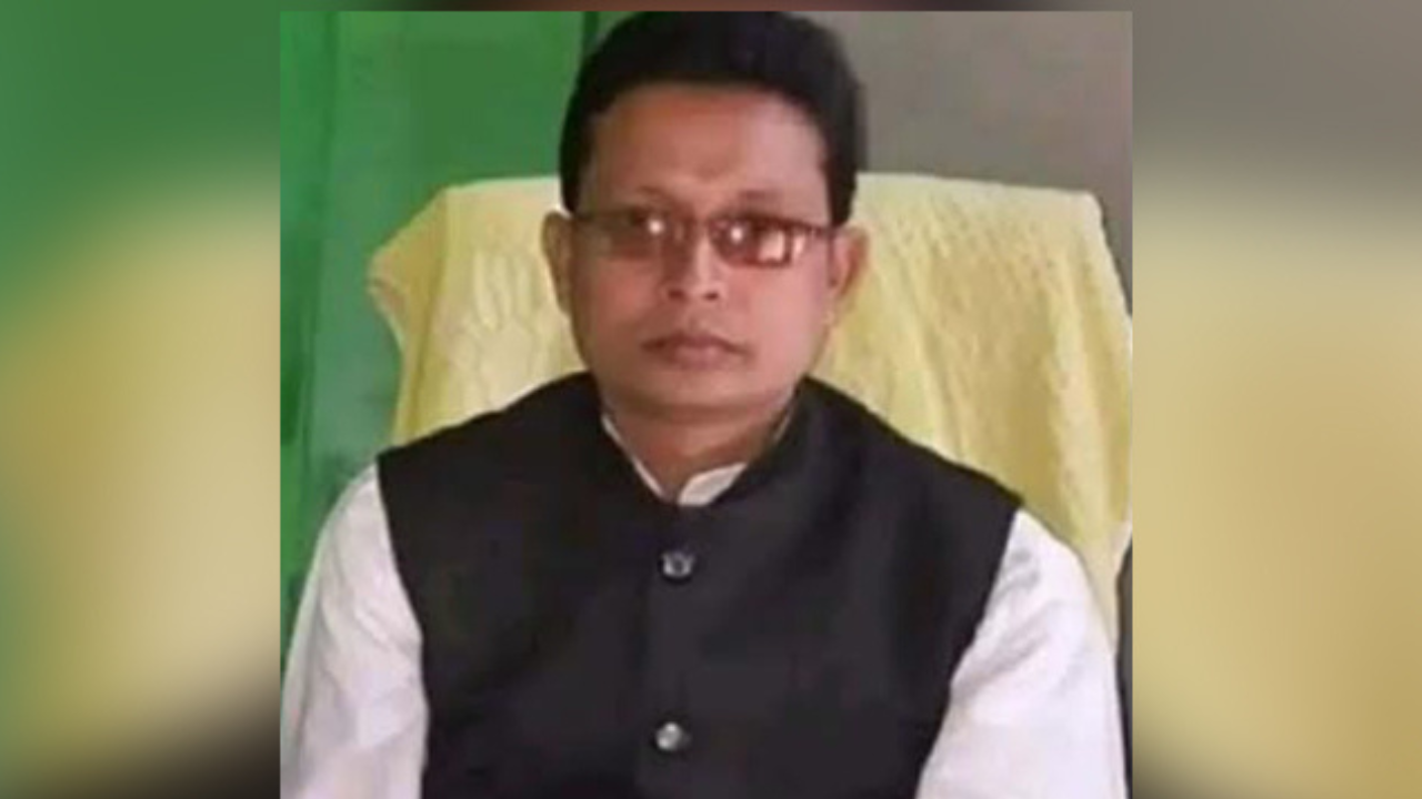 মাগুরায় গোপন বৈঠক থেকে ইউপি চেয়ারম্যান আটক