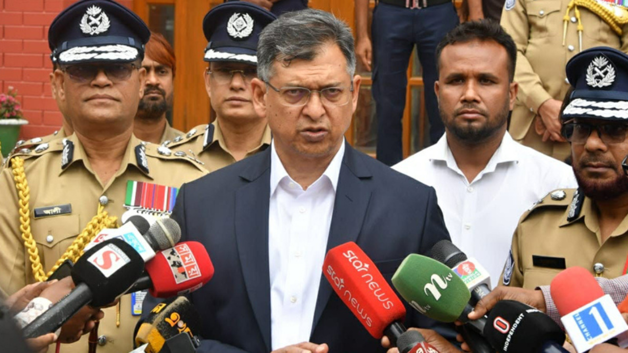 জনপ্রত্যাশা ও গণঅভ্যুত্থানের শহিদদের আকাঙ্ক্ষা অনুযায়ী সংবিধান সংস্কার করা হবে: স্বরাষ্ট্রমন্ত্রী