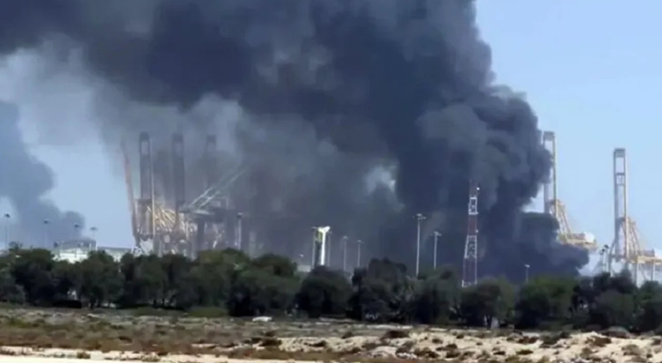 সৌদির সবচেয়ে বড় তেল শোধনাগারে ক্ষেপণাস্ত্র হামলা