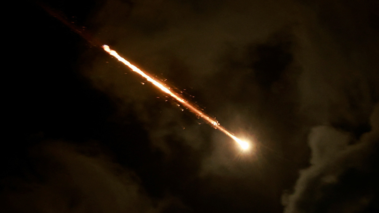 ইসরায়েলে মিসাইল ছুড়ল ইরান, বাজছে সাইরেন