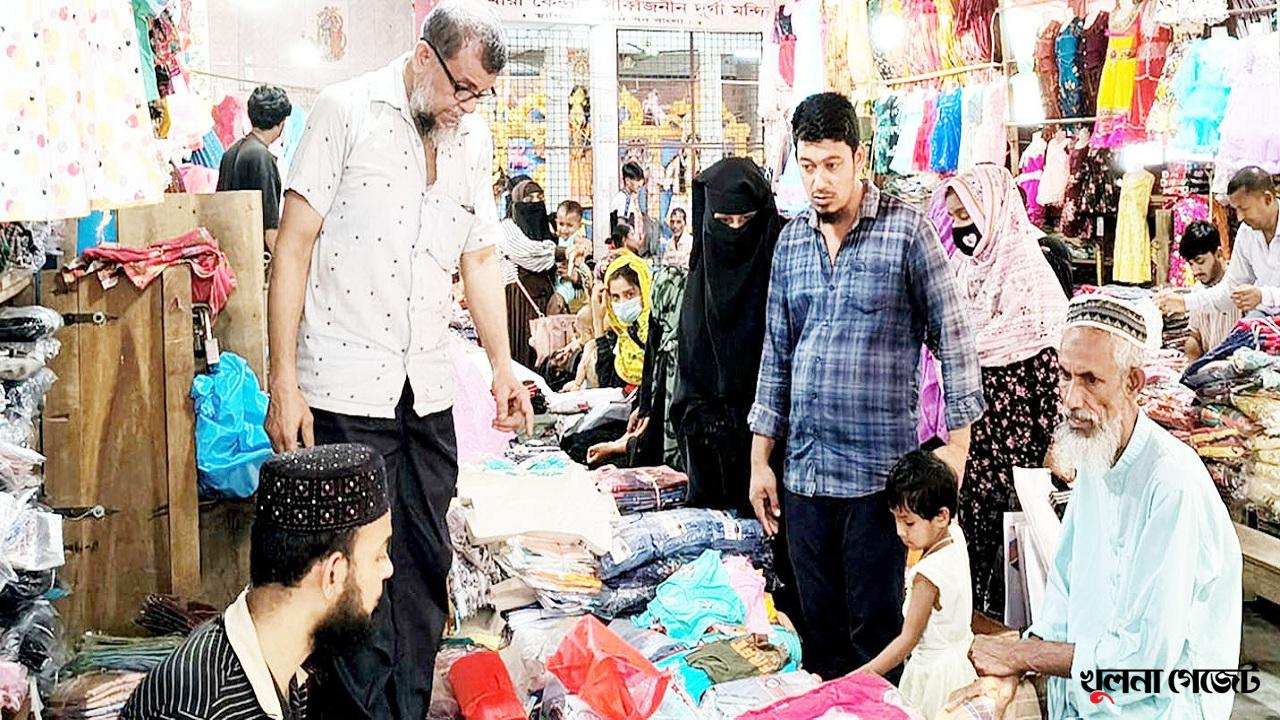 এবার দাম বেশির অভিযোগ থাকলেও পছন্দের পণ্য পেয়ে খুশি ক্রেতারা