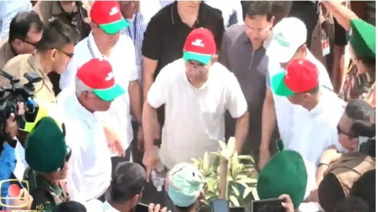 খাল খনন কর্মসূচির উদ্বোধন করলেন প্রধানমন্ত্রী