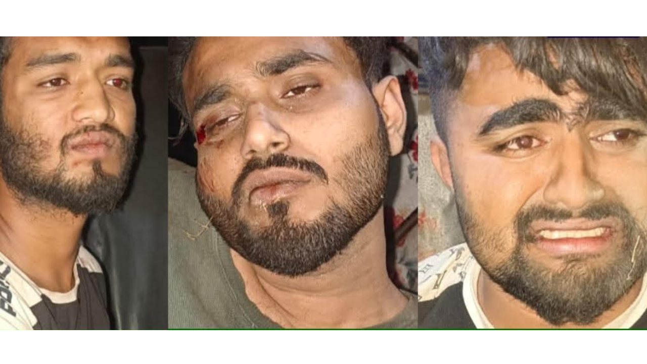 অভয়নগরে অস্ত্রসহ তিন যুবককে গণপিটুনি দিয়ে পুলিশে সোপর্দ : মোটরসাইকেলে আগুন