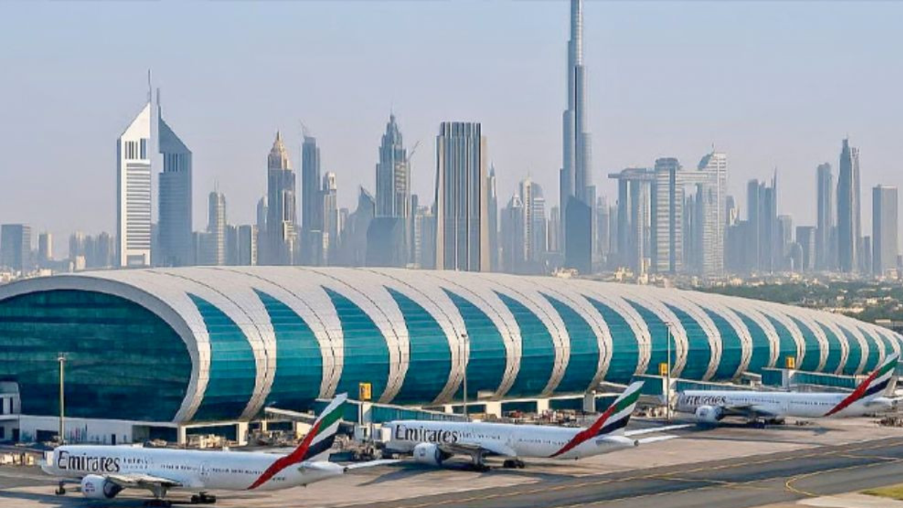 দুবাই আন্তর্জাতিক বিমানবন্দরের সব কার্যক্রম স্থগিত