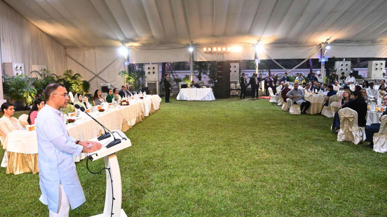 দ্বিপক্ষীয় সম্পর্ক শক্তিশালী করতে সরকার প্রতিশ্রুতিবদ্ধ : প্রধানমন্ত্রী