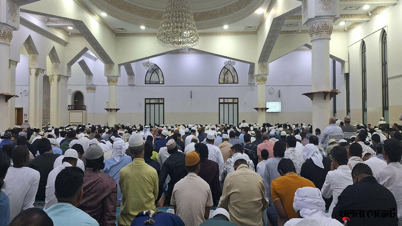 যুদ্ধ পরিস্থিতি মাথায় নিয়ে আরব আমিরাতে উদযাপিত হলো ঈদ