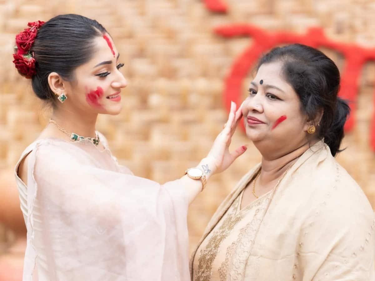 ‘তোমাকে হারানোর কষ্টটা আজও প্রথম দিনের মতোই’