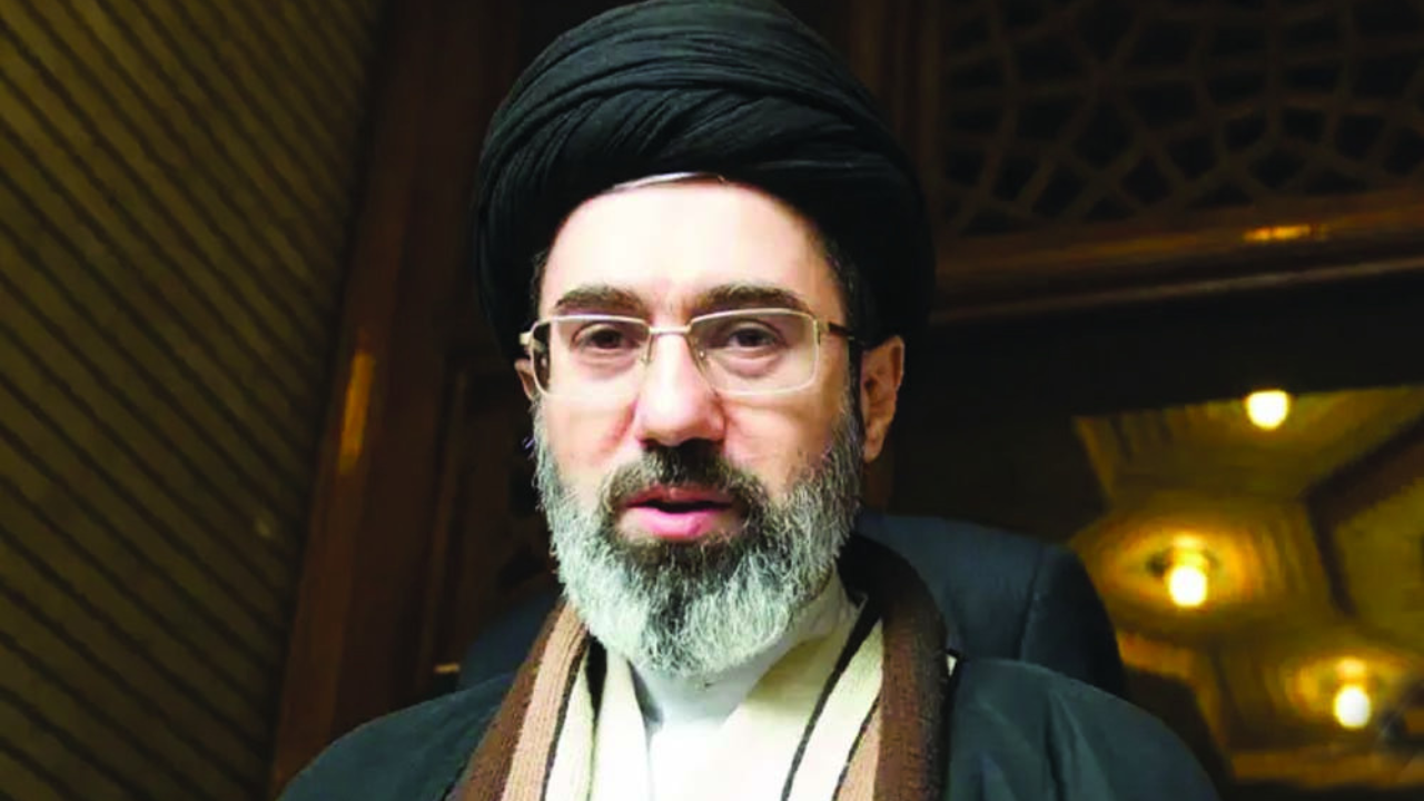 মোজতবা খামেনি গুরুতর আহত, মস্কোতে জরুরি অস্ত্রোপচার!