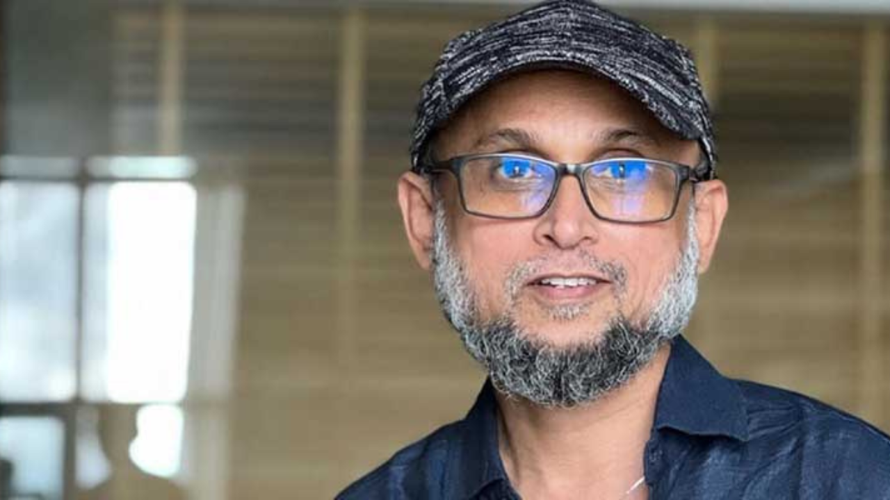 অবশেষে মুখ খুললেন মোস্তফা সরয়ার ফারুকী