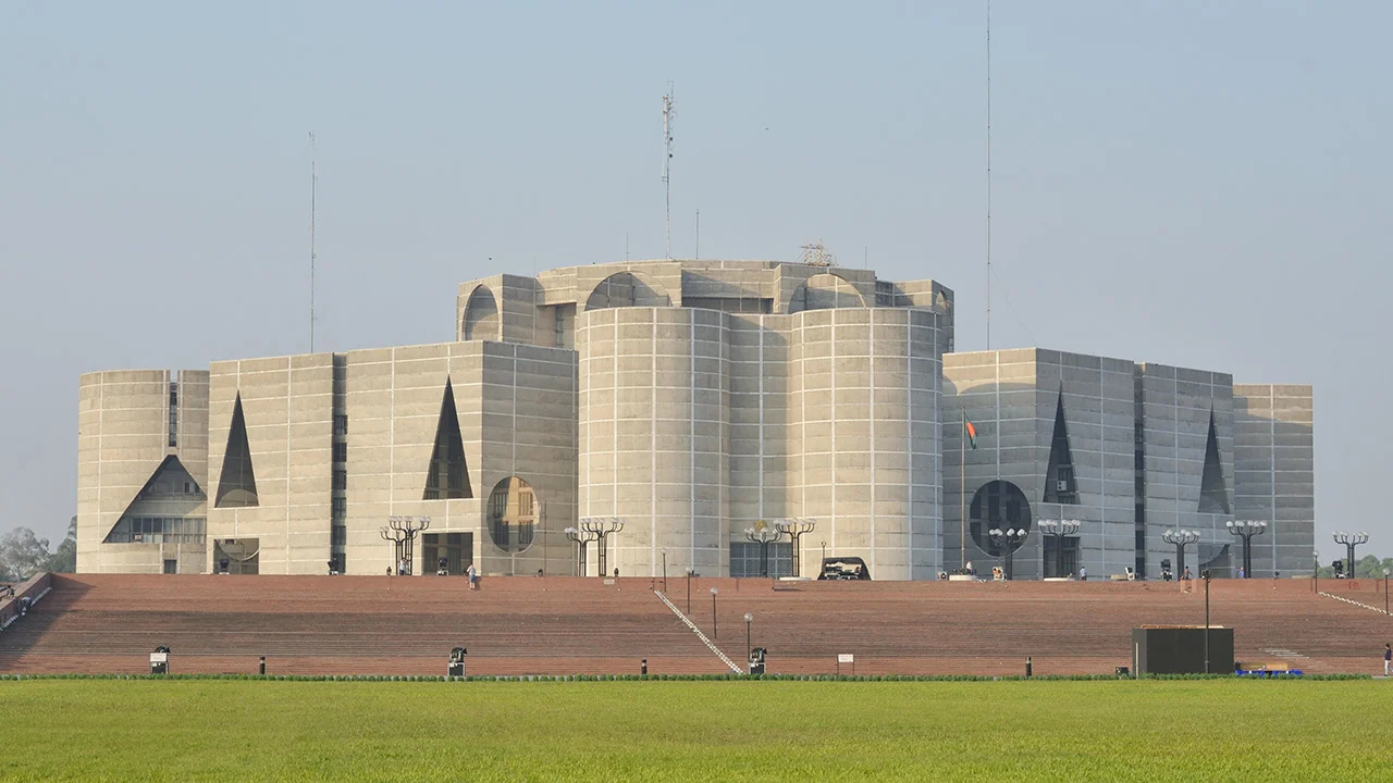 সংসদে সরকারি দলের সংসদীয় সভা বুধবার