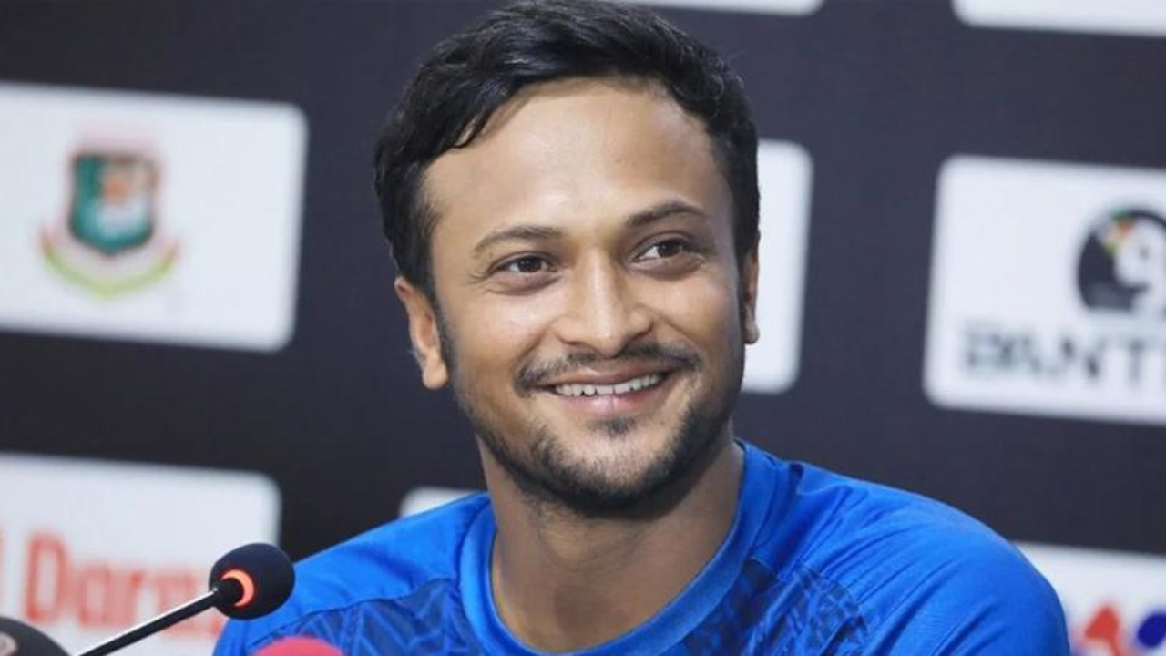 সবাইকে ঈদের শুভেচ্ছা জানালেন সাকিব