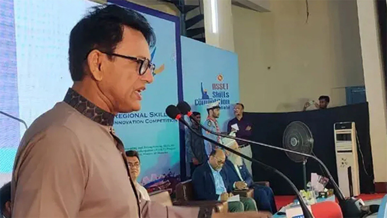 ‘বিদ্যুৎ বিভ্রাটের অজুহাতে সিসি ক্যামেরা বন্ধ থাকলে বুঝব ডাল মে কুচ কালা হ্যায়’