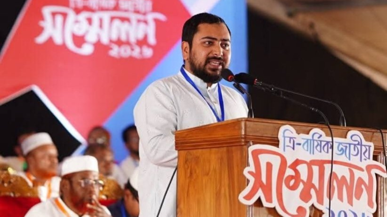 ক্ষমতার স্বাদ পেয়ে বিএনপি জনগণের কথা ভুলে গেছে : নাহিদ ইসলাম