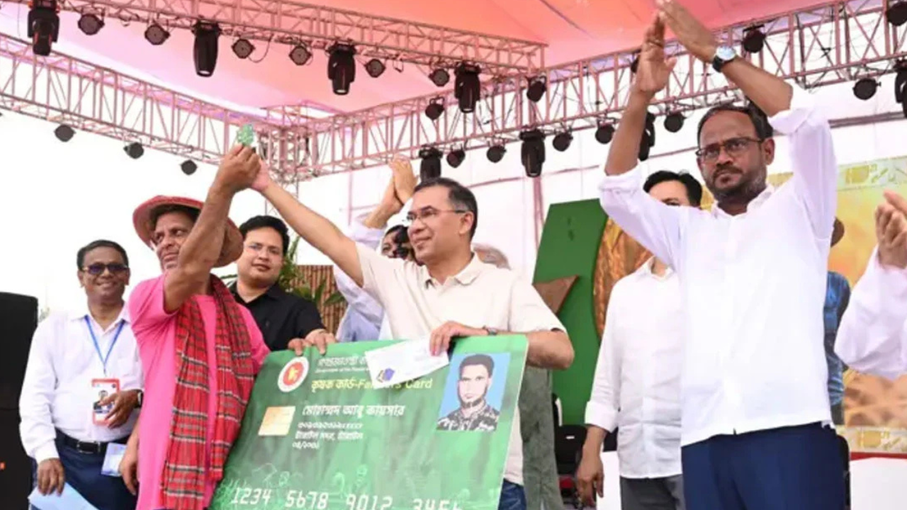 গাছে আম-জাম ধরলে পাঠাবেন: কৃষকদের প্রধানমন্ত্রী