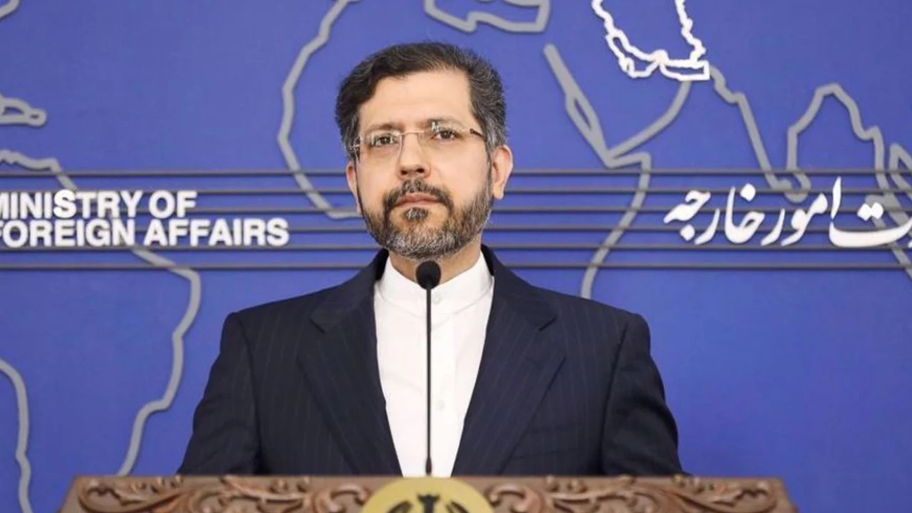 বড্ড বেশি কথা বলেন ট্রাম্প : ইরানের উপ-পররাষ্ট্রমন্ত্রী