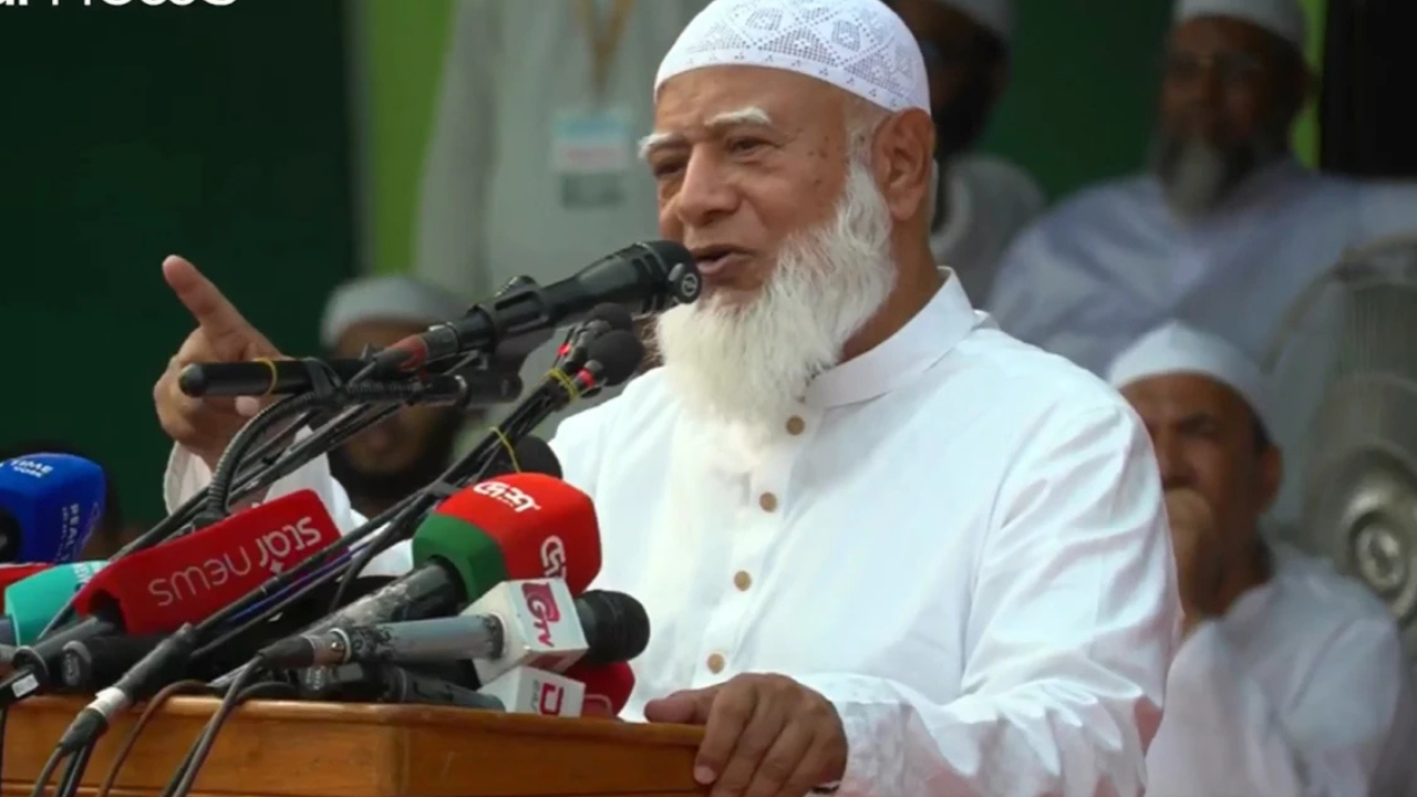 ক্ষমতায় গিয়ে গণভোট নিয়ে জাতির সঙ্গে বিশ্বাসঘাতকতা করছে সরকার: জামায়াত আমীর