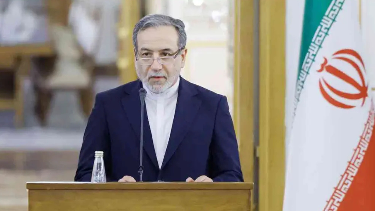 যুক্তরাষ্ট্র যুদ্ধ থেকে সম্মানজনক প্রস্থানের পথ খুঁজছে : দাবি ইরানের