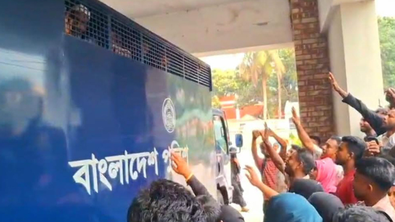 মাগুরায় পবন মোল্লা হত্যা মামলায় বাবা-ছেলেসহ ৬ জনের যাবজ্জীবন