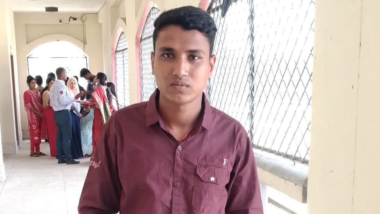 আশাশুনিতে বিদ্যুৎস্পৃষ্টে কলেজছাত্রের মৃত্যু