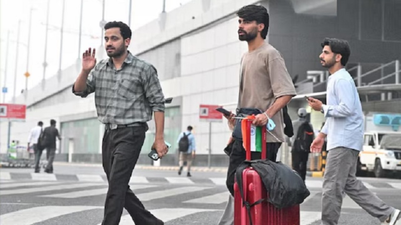 ভারতীয় নাগরিকদের ইরান ছাড়ার নির্দেশ