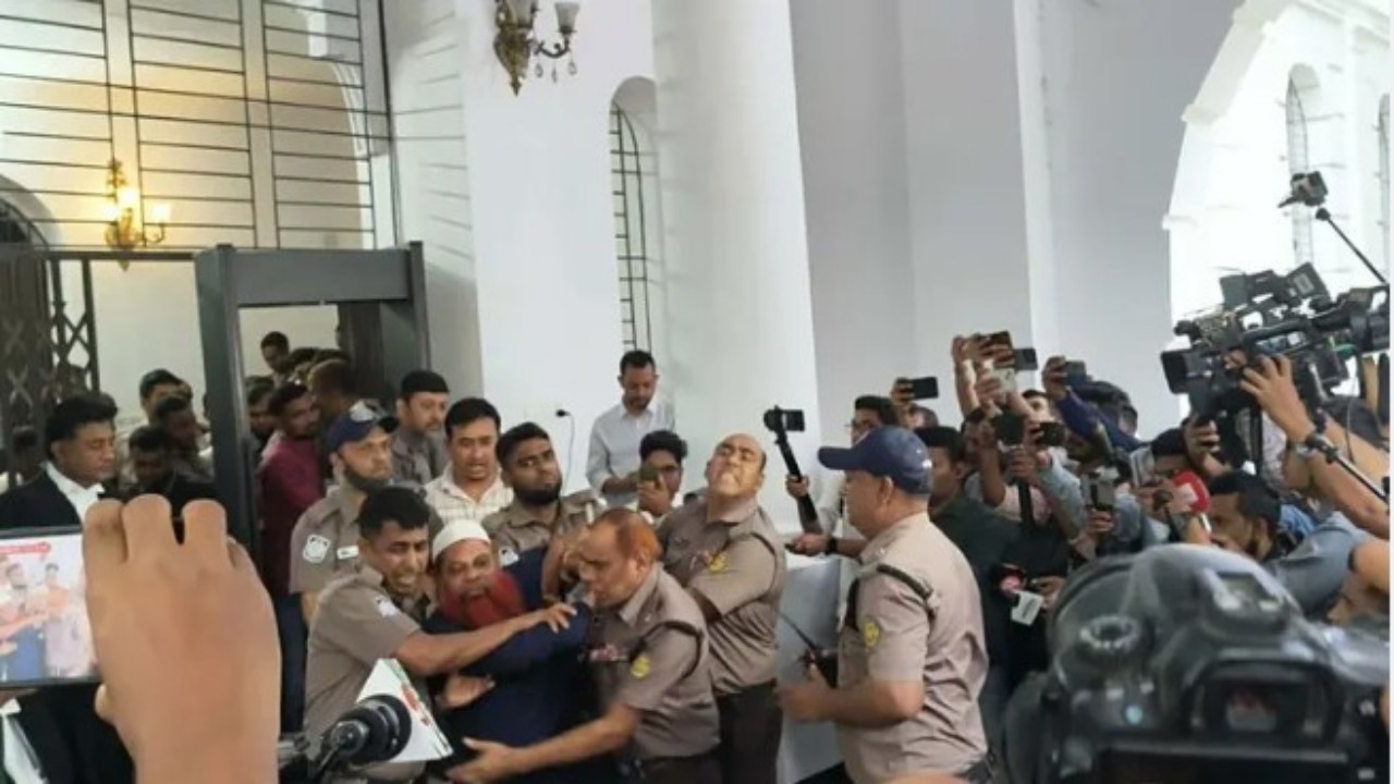 আবু সাইদ হত্যা মামলার রায়ের পর আসামিদের হট্টগোল, ‘জয় বাংলা’ স্লোগান