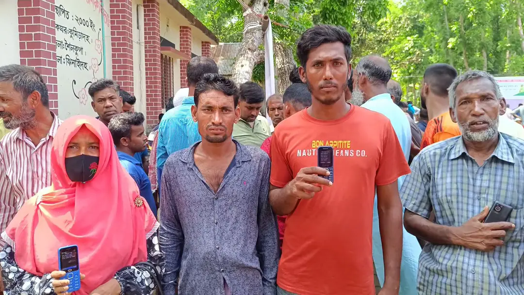 ঝিনাইদহে কৃষক কার্ডের টাকা পেলেন এক হাজার ৫৯৮ কৃষক