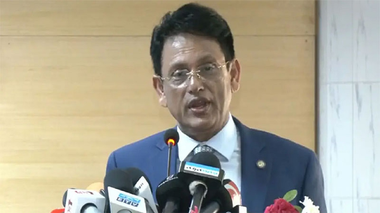 সুষ্ঠু হচ্ছে এসএসসি, ডিসেম্বরেই সব পরীক্ষা শেষ করার পরিকল্পনা সরকারের : শিক্ষামন্ত্রী