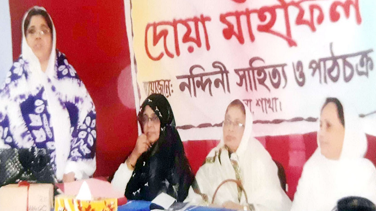 নিরুদ্দেশের পথে মন্নুজাহান আপা